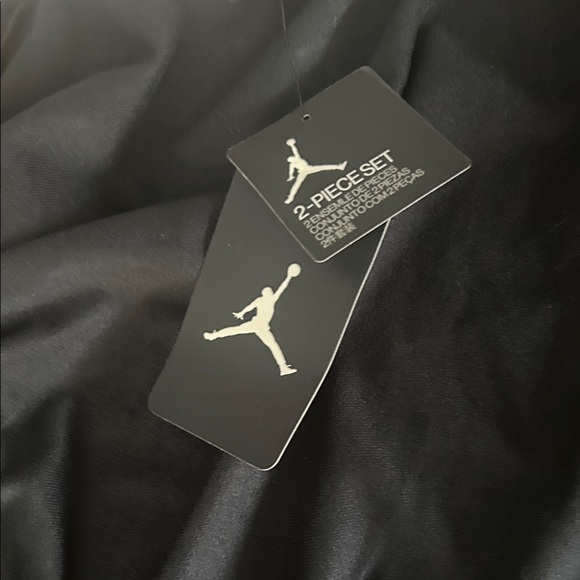 Jordan Kids Black and Gray Sweatpants Set - Picture 2 of 4